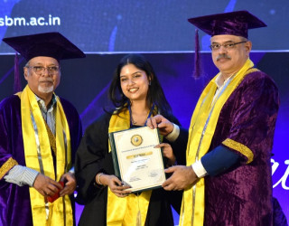 MIBM students awarded their degrees 